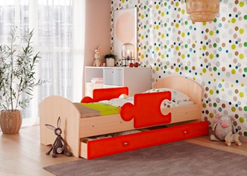 Детская кровать с бортиками и ящиком Мозайка, корпус Млечный дуб/фасад Оранжевый (ламели) в Липецке