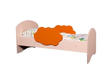 Детская кровать с бортиками Тучка, корпус Дуб млечный, фасад Оранжевый в Липецке