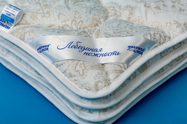 Одеяло всесезонное полутороспальное Лебединая нежность в Липецке - изображение 1