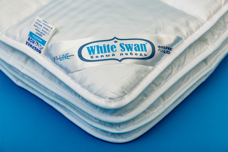 Одеяло всесезонное полутороспальное Белый лебедь в Липецке - изображение 1